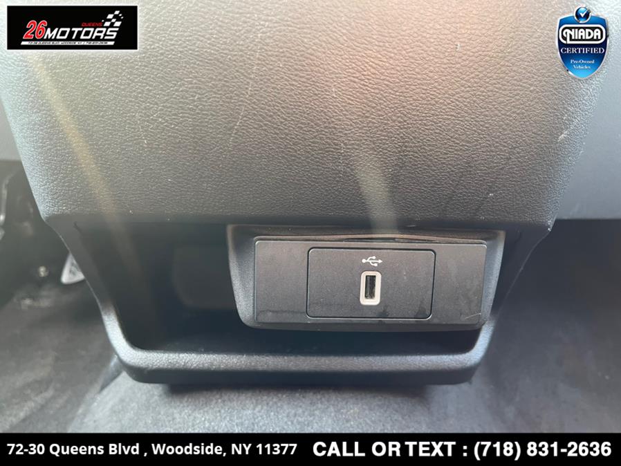 Used Ford Transit Passenger Wagon T-350 148" Low Roof XLT Sliding RH Dr 2018 | 26 Motors Queens. Woodside, New York Used Ford Transit Passenger Wagon T-350 148" Low Roof XLT Sliding RH Dr 2018 | 26 Motors Queens. Woodside, New York