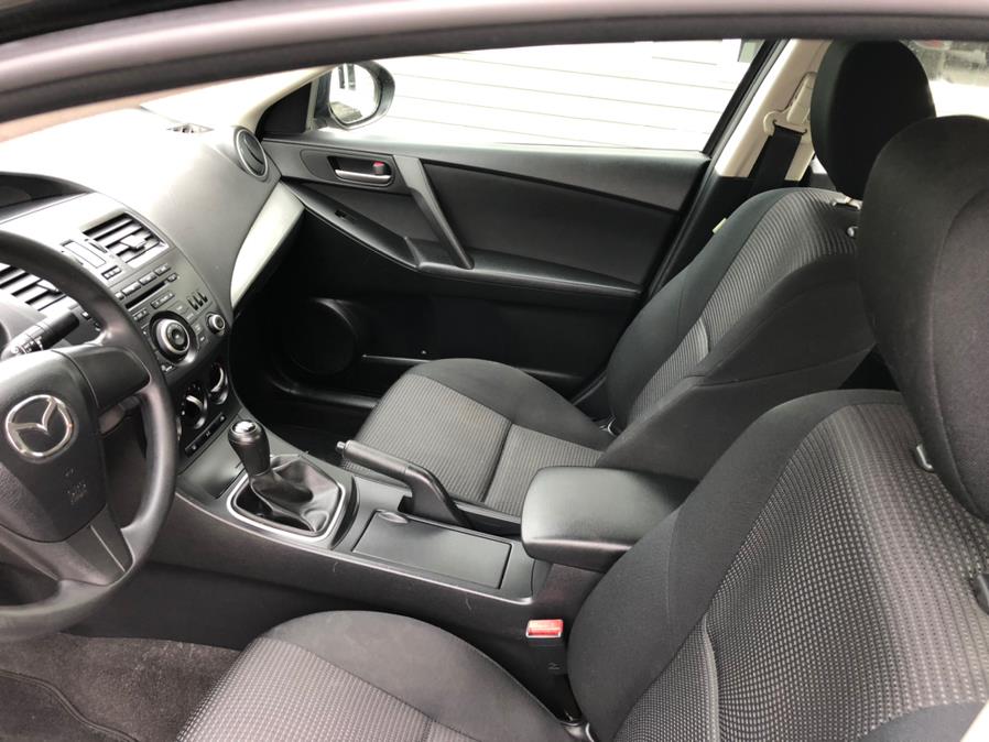 Used Mazda Mazda3 4dr Sdn Auto i SV 2013 | Searsport Motor Company. Searsport, Maine Used Mazda Mazda3 4dr Sdn Auto i SV 2013 | Searsport Motor Company. Searsport, Maine