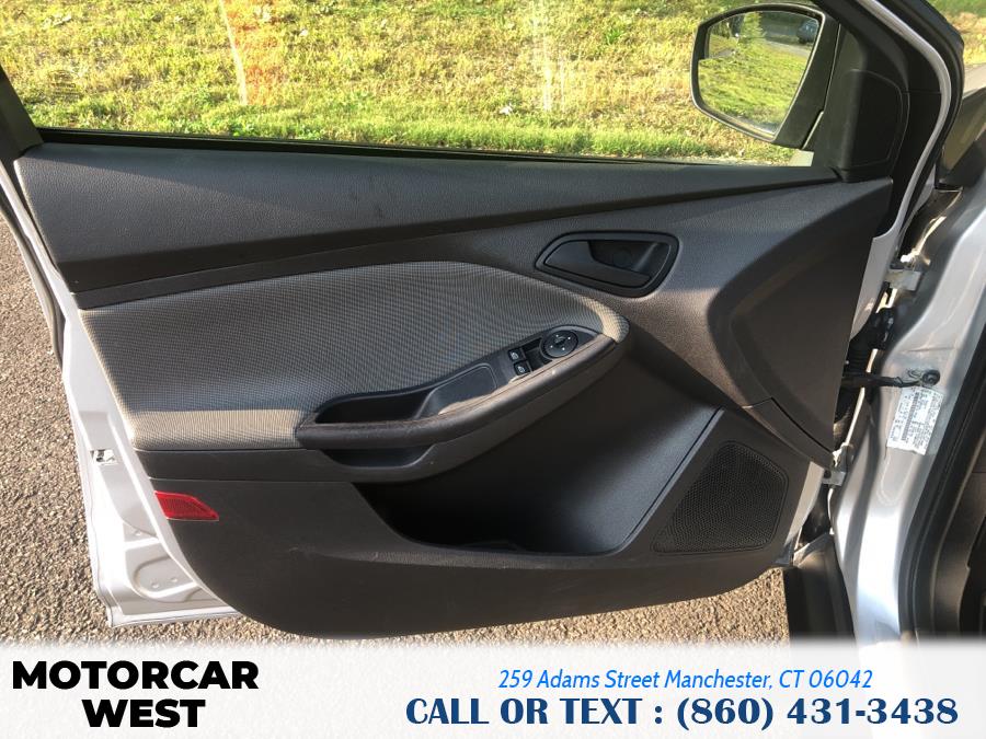 Used Ford Focus 4dr Sdn S 2013 | Motorcar West. Manchester, Connecticut Used Ford Focus 4dr Sdn S 2013 | Motorcar West. Manchester, Connecticut