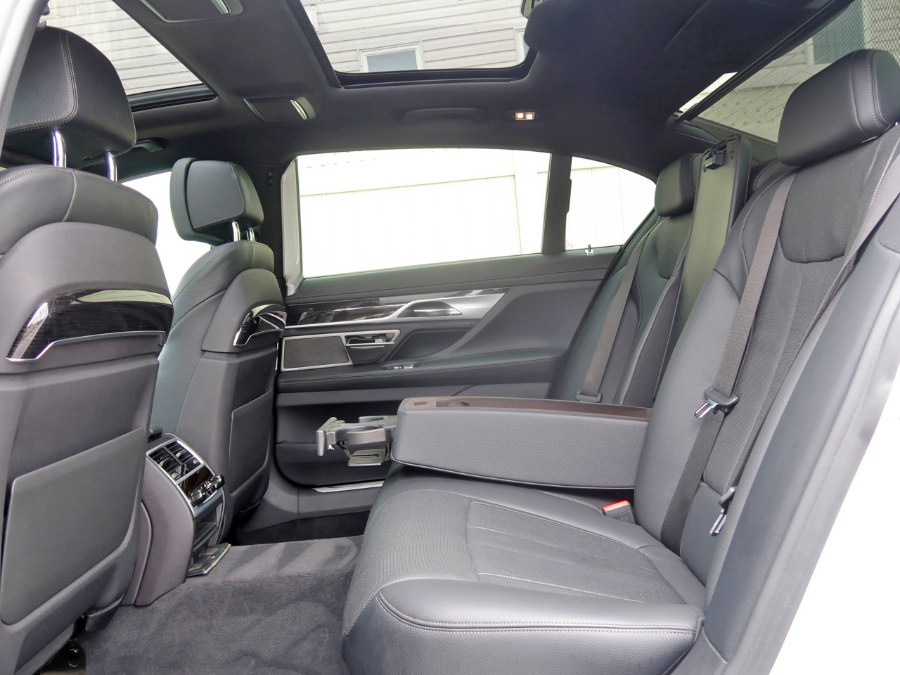 Used BMW 7 Series 740e xDrive iPerformance M Sport Package 2018 | Auto Expo Ent Inc.. Great Neck, New York Used BMW 7 Series 740e xDrive iPerformance M Sport Package 2018 | Auto Expo Ent Inc.. Great Neck, New York