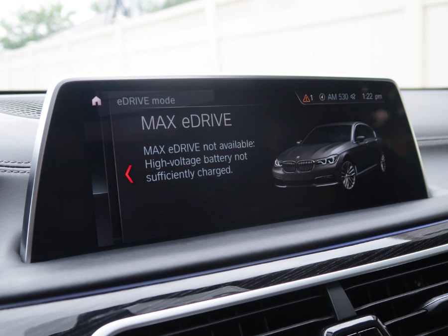 Used BMW 7 Series 740e xDrive iPerformance M Sport Package 2018 | Auto Expo Ent Inc.. Great Neck, New York Used BMW 7 Series 740e xDrive iPerformance M Sport Package 2018 | Auto Expo Ent Inc.. Great Neck, New York