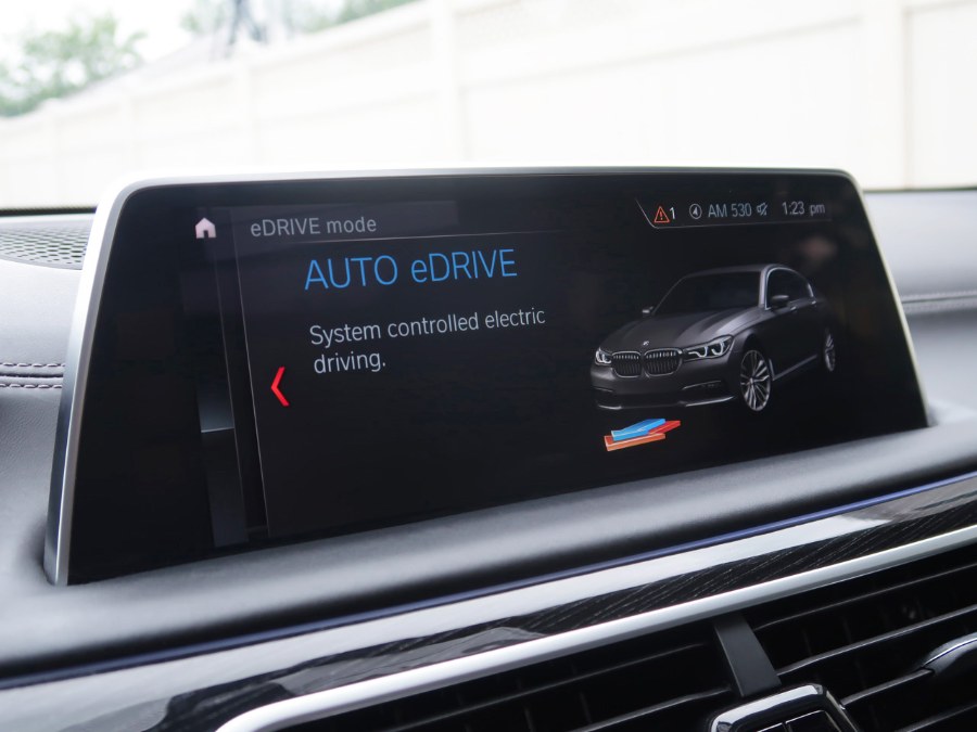 Used BMW 7 Series 740e xDrive iPerformance M Sport Package 2018 | Auto Expo Ent Inc.. Great Neck, New York Used BMW 7 Series 740e xDrive iPerformance M Sport Package 2018 | Auto Expo Ent Inc.. Great Neck, New York