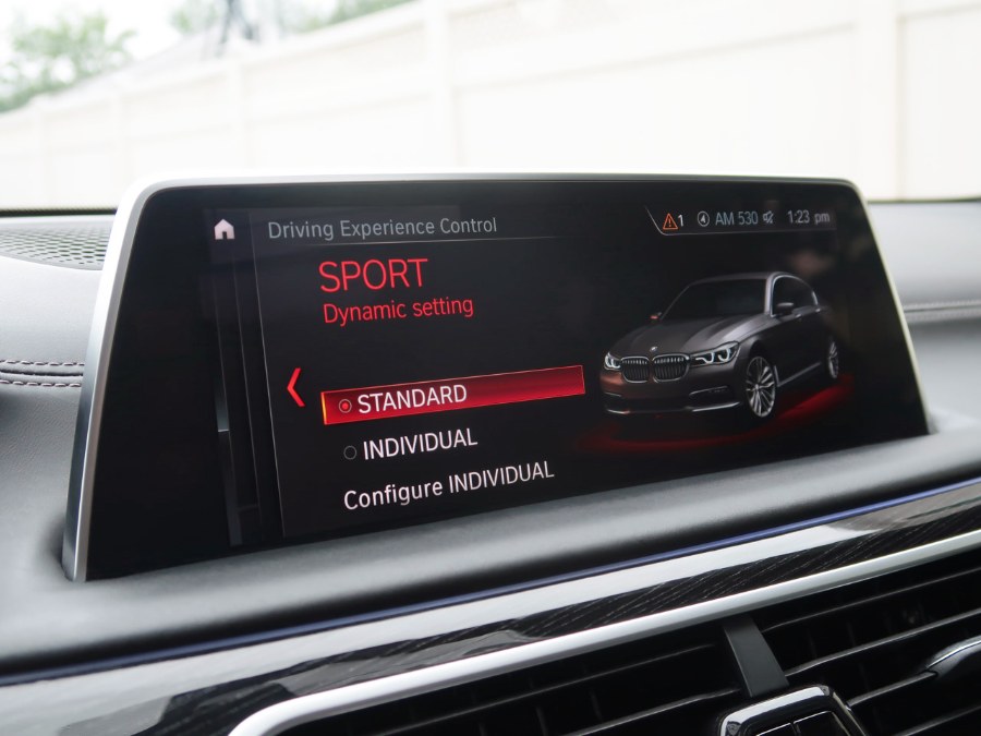 Used BMW 7 Series 740e xDrive iPerformance M Sport Package 2018 | Auto Expo Ent Inc.. Great Neck, New York Used BMW 7 Series 740e xDrive iPerformance M Sport Package 2018 | Auto Expo Ent Inc.. Great Neck, New York