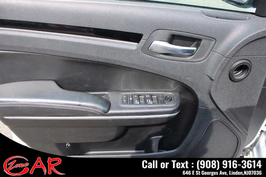 Used Chrysler 300 300S RWD 2019 | Car Zone. Linden, New Jersey Used Chrysler 300 300S RWD 2019 | Car Zone. Linden, New Jersey