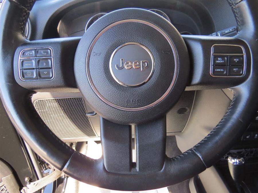 Used Jeep Wrangler Unlimited Sahara 4x4 4dr SUV 2014 | Lake City Exports Inc. Auburn, Maine Used Jeep Wrangler Unlimited Sahara 4x4 4dr SUV 2014 | Lake City Exports Inc. Auburn, Maine