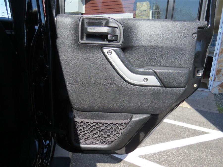 Used Jeep Wrangler Unlimited Sahara 4x4 4dr SUV 2014 | Lake City Exports Inc. Auburn, Maine Used Jeep Wrangler Unlimited Sahara 4x4 4dr SUV 2014 | Lake City Exports Inc. Auburn, Maine