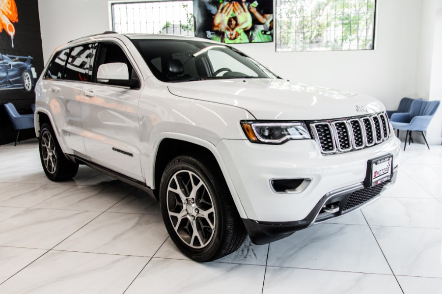 Used Jeep Grand Cherokee Limited 4x4 2018 | 26 Motors Corp. Bronx, New York Used Jeep Grand Cherokee Limited 4x4 2018 | 26 Motors Corp. Bronx, New York