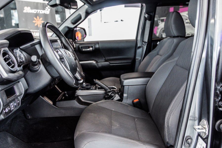 Used Toyota Tacoma 4WD TRD Off Road Double Cab 5'' Bed V6 MT (Natl) 2019 | 26 Motors Corp. Bronx, New York Used Toyota Tacoma 4WD TRD Off Road Double Cab 5'' Bed V6 MT (Natl) 2019 | 26 Motors Corp. Bronx, New York