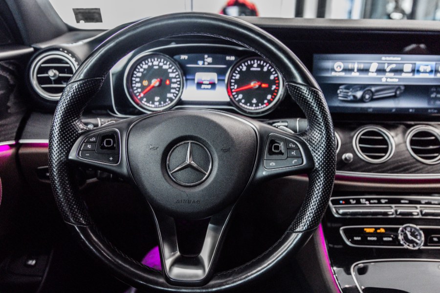 Used Mercedes-Benz E-Class E 300 Luxury 4MATIC Sedan 2017 | 26 Motors Corp. Bronx, New York Used Mercedes-Benz E-Class E 300 Luxury 4MATIC Sedan 2017 | 26 Motors Corp. Bronx, New York