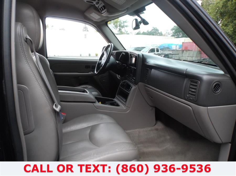 2005 Chevrolet Suburban 4dr 1500 4WD LT, available for sale in Hartford, Connecticut | Lee Motors Sales Inc. Hartford, Connecticut 2005 Chevrolet Suburban 4dr 1500 4WD LT, available for sale in Hartford, Connecticut | Lee Motors Sales Inc. Hartford, Connecticut
