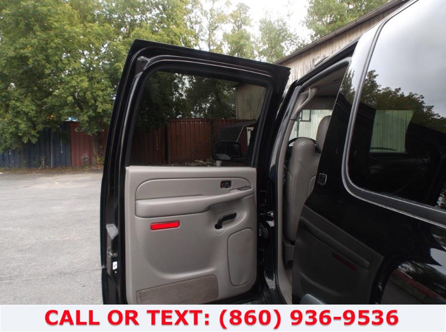 2005 Chevrolet Suburban 4dr 1500 4WD LT, available for sale in Hartford, Connecticut | Lee Motors Sales Inc. Hartford, Connecticut 2005 Chevrolet Suburban 4dr 1500 4WD LT, available for sale in Hartford, Connecticut | Lee Motors Sales Inc. Hartford, Connecticut