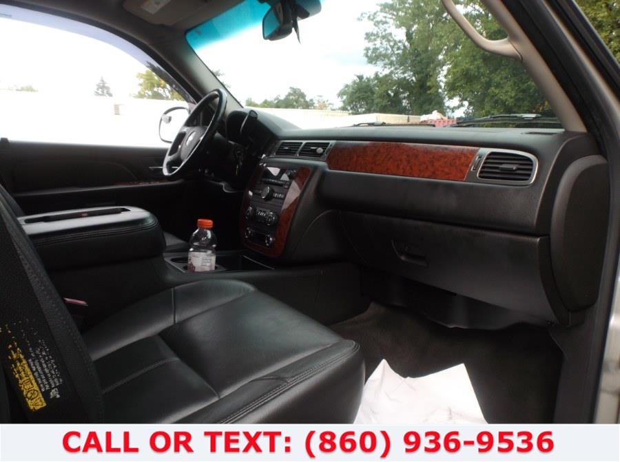 Used Chevrolet Tahoe 4WD 4dr 1500 LTZ 2007 | Lee Motors Sales Inc. Hartford, Connecticut Used Chevrolet Tahoe 4WD 4dr 1500 LTZ 2007 | Lee Motors Sales Inc. Hartford, Connecticut