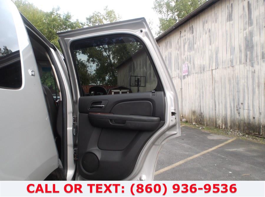 Used Chevrolet Tahoe 4WD 4dr 1500 LTZ 2007 | Lee Motors Sales Inc. Hartford, Connecticut Used Chevrolet Tahoe 4WD 4dr 1500 LTZ 2007 | Lee Motors Sales Inc. Hartford, Connecticut