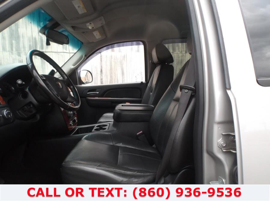 Used Chevrolet Tahoe 4WD 4dr 1500 LTZ 2007 | Lee Motors Sales Inc. Hartford, Connecticut Used Chevrolet Tahoe 4WD 4dr 1500 LTZ 2007 | Lee Motors Sales Inc. Hartford, Connecticut