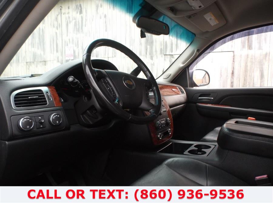 Used Chevrolet Tahoe 4WD 4dr 1500 LTZ 2007 | Lee Motors Sales Inc. Hartford, Connecticut Used Chevrolet Tahoe 4WD 4dr 1500 LTZ 2007 | Lee Motors Sales Inc. Hartford, Connecticut