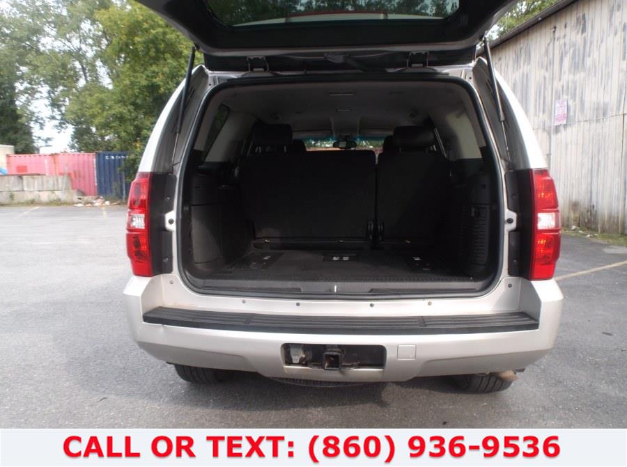 Used Chevrolet Tahoe 4WD 4dr 1500 LTZ 2007 | Lee Motors Sales Inc. Hartford, Connecticut Used Chevrolet Tahoe 4WD 4dr 1500 LTZ 2007 | Lee Motors Sales Inc. Hartford, Connecticut