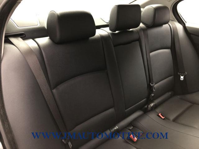 2014 BMW 5 Series 4dr Sdn 528i xDrive AWD, available for sale in Naugatuck, Connecticut | J&M Automotive Sls&Svc LLC. Naugatuck, Connecticut 2014 BMW 5 Series 4dr Sdn 528i xDrive AWD, available for sale in Naugatuck, Connecticut | J&M Automotive Sls&Svc LLC. Naugatuck, Connecticut