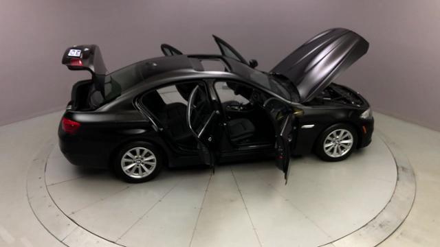 2014 BMW 5 Series 4dr Sdn 528i xDrive AWD, available for sale in Naugatuck, Connecticut | J&M Automotive Sls&Svc LLC. Naugatuck, Connecticut 2014 BMW 5 Series 4dr Sdn 528i xDrive AWD, available for sale in Naugatuck, Connecticut | J&M Automotive Sls&Svc LLC. Naugatuck, Connecticut