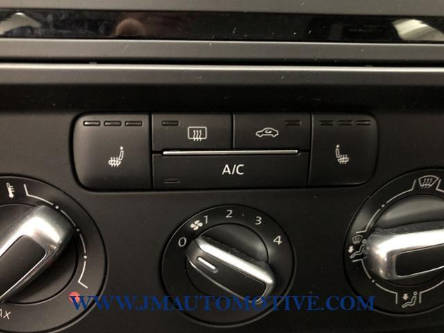 Used Volkswagen Jetta 1.4T SE Auto 2018 | J&M Automotive Sls&Svc LLC. Naugatuck, Connecticut Used Volkswagen Jetta 1.4T SE Auto 2018 | J&M Automotive Sls&Svc LLC. Naugatuck, Connecticut
