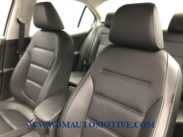 Used Volkswagen Jetta 1.4T SE Auto 2018 | J&M Automotive Sls&Svc LLC. Naugatuck, Connecticut Used Volkswagen Jetta 1.4T SE Auto 2018 | J&M Automotive Sls&Svc LLC. Naugatuck, Connecticut