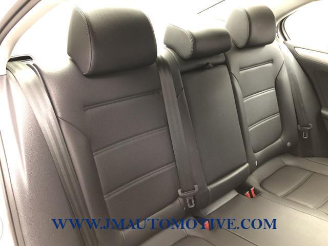 Used Volkswagen Jetta 1.4T SE Auto 2018 | J&M Automotive Sls&Svc LLC. Naugatuck, Connecticut Used Volkswagen Jetta 1.4T SE Auto 2018 | J&M Automotive Sls&Svc LLC. Naugatuck, Connecticut