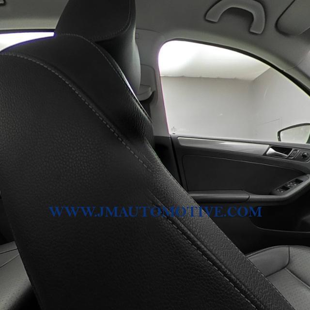 Used Volkswagen Jetta 1.4T SE Auto 2018 | J&M Automotive Sls&Svc LLC. Naugatuck, Connecticut Used Volkswagen Jetta 1.4T SE Auto 2018 | J&M Automotive Sls&Svc LLC. Naugatuck, Connecticut