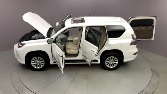 Used Lexus Gx GX 460 Premium 4WD 2018 | J&M Automotive Sls&Svc LLC. Naugatuck, Connecticut Used Lexus Gx GX 460 Premium 4WD 2018 | J&M Automotive Sls&Svc LLC. Naugatuck, Connecticut