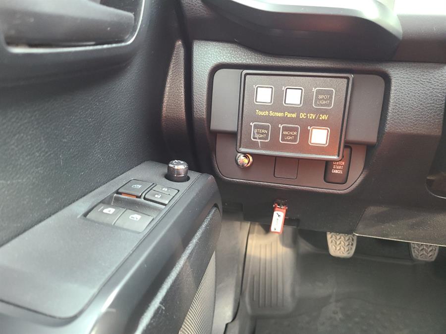 Used Toyota Tacoma 4WD Access SR 2016 | National Auto Brokers, Inc.. Waterbury, Connecticut Used Toyota Tacoma 4WD Access SR 2016 | National Auto Brokers, Inc.. Waterbury, Connecticut