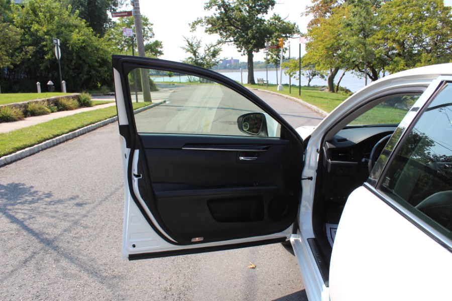 2015 Lexus ES 350 4dr Sdn, available for sale in Great Neck, New York | Great Neck Car Buyers & Sellers. Great Neck, New York 2015 Lexus ES 350 4dr Sdn, available for sale in Great Neck, New York | Great Neck Car Buyers & Sellers. Great Neck, New York