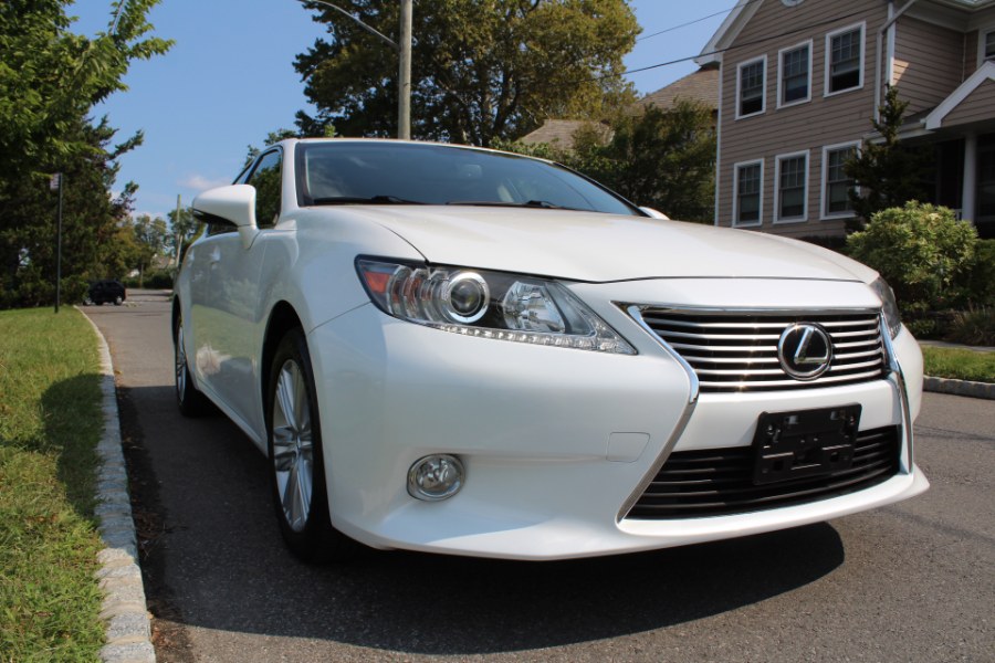2015 Lexus ES 350 4dr Sdn, available for sale in Great Neck, New York | Great Neck Car Buyers & Sellers. Great Neck, New York 2015 Lexus ES 350 4dr Sdn, available for sale in Great Neck, New York | Great Neck Car Buyers & Sellers. Great Neck, New York