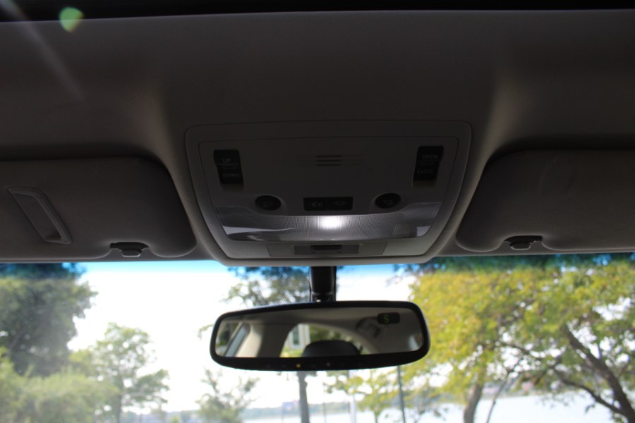 2015 Lexus ES 350 4dr Sdn, available for sale in Great Neck, New York | Great Neck Car Buyers & Sellers. Great Neck, New York 2015 Lexus ES 350 4dr Sdn, available for sale in Great Neck, New York | Great Neck Car Buyers & Sellers. Great Neck, New York