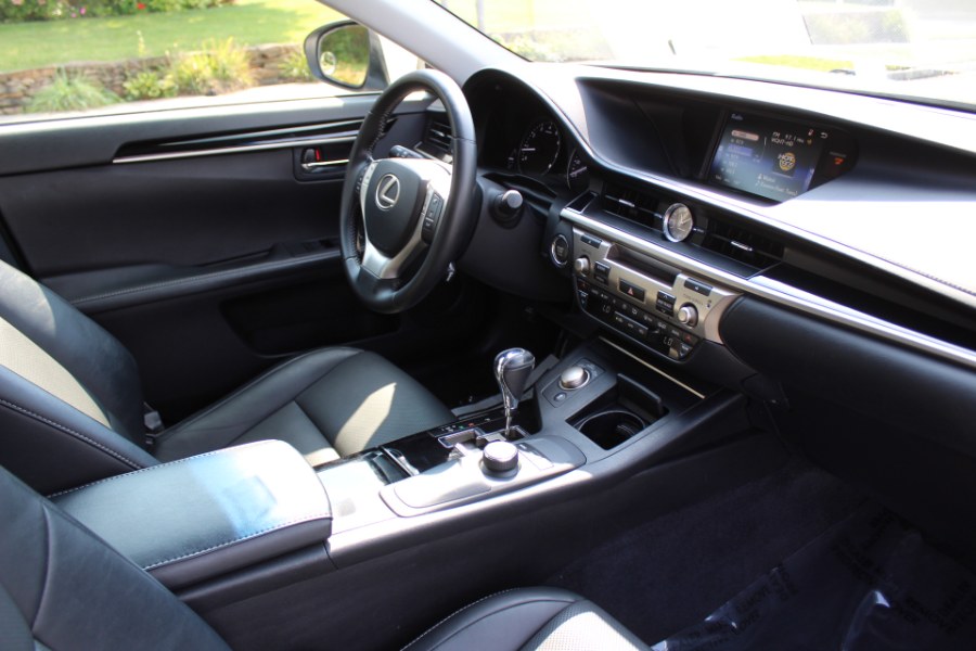 2015 Lexus ES 350 4dr Sdn, available for sale in Great Neck, New York | Great Neck Car Buyers & Sellers. Great Neck, New York 2015 Lexus ES 350 4dr Sdn, available for sale in Great Neck, New York | Great Neck Car Buyers & Sellers. Great Neck, New York