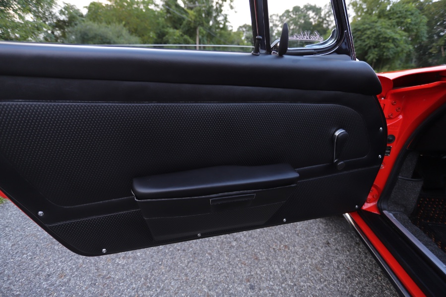 Used Porsche 911 Targa 1968 | Meccanic Shop North Inc. North Salem, New York Used Porsche 911 Targa 1968 | Meccanic Shop North Inc. North Salem, New York
