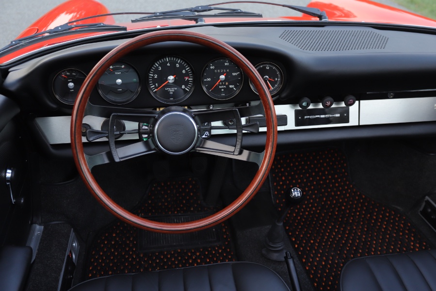 Used Porsche 911 Targa 1968 | Meccanic Shop North Inc. North Salem, New York Used Porsche 911 Targa 1968 | Meccanic Shop North Inc. North Salem, New York