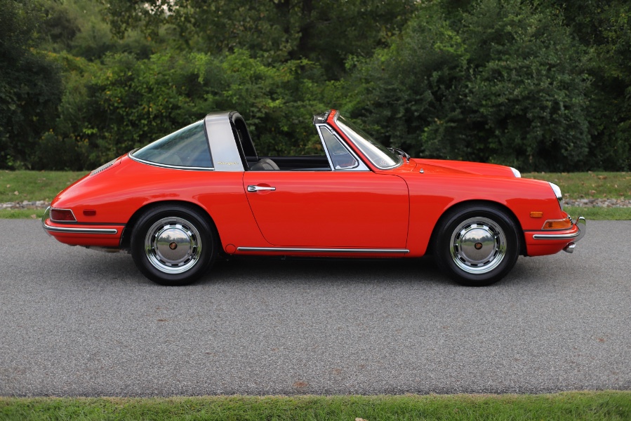 Used Porsche 911 Targa 1968 | Meccanic Shop North Inc. North Salem, New York Used Porsche 911 Targa 1968 | Meccanic Shop North Inc. North Salem, New York
