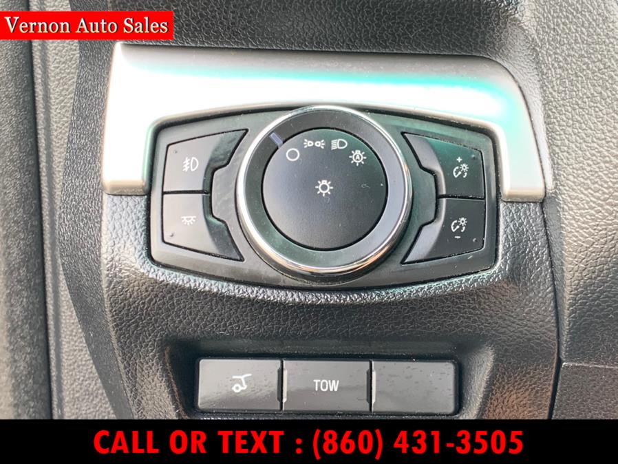 2017 Ford Explorer XLT 4WD, available for sale in Manchester, Connecticut | Vernon Auto Sale & Service. Manchester, Connecticut 2017 Ford Explorer XLT 4WD, available for sale in Manchester, Connecticut | Vernon Auto Sale & Service. Manchester, Connecticut
