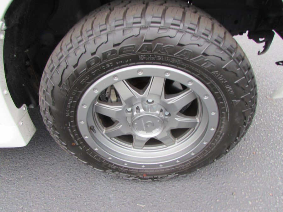 2003 Lexus LX 470 4dr SUV, available for sale in Milford, Connecticut | Chip's Auto Sales Inc. Milford, Connecticut 2003 Lexus LX 470 4dr SUV, available for sale in Milford, Connecticut | Chip's Auto Sales Inc. Milford, Connecticut