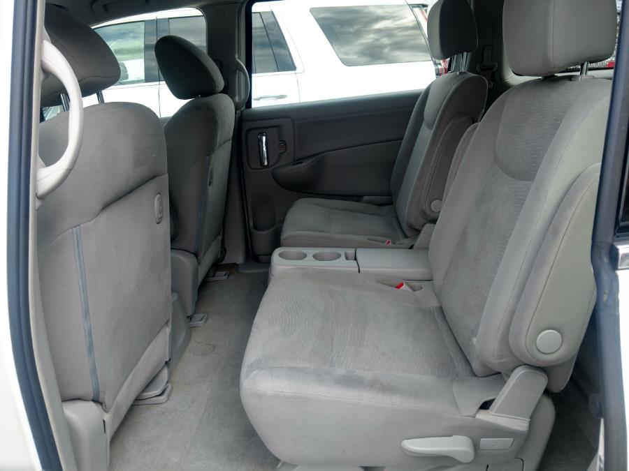 Used Nissan Quest 4dr SV 2014 | Alpine Motors Inc. Wantagh, New York Used Nissan Quest 4dr SV 2014 | Alpine Motors Inc. Wantagh, New York