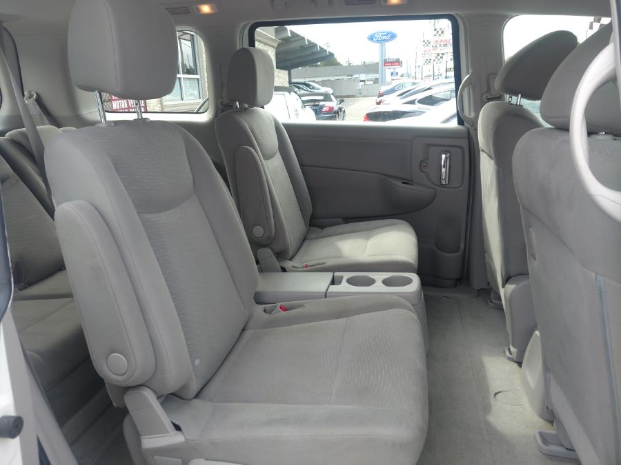 Used Nissan Quest 4dr SV 2014 | Alpine Motors Inc. Wantagh, New York Used Nissan Quest 4dr SV 2014 | Alpine Motors Inc. Wantagh, New York