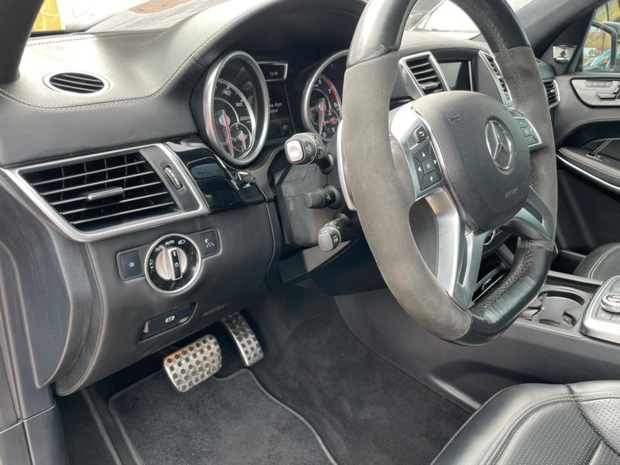 2015 Mercedes-Benz GL-Class 4MATIC 4dr GL 63 AMG, available for sale in Brooklyn, New York | Worlds Best Auto Inc. Brooklyn, New York 2015 Mercedes-Benz GL-Class 4MATIC 4dr GL 63 AMG, available for sale in Brooklyn, New York | Worlds Best Auto Inc. Brooklyn, New York