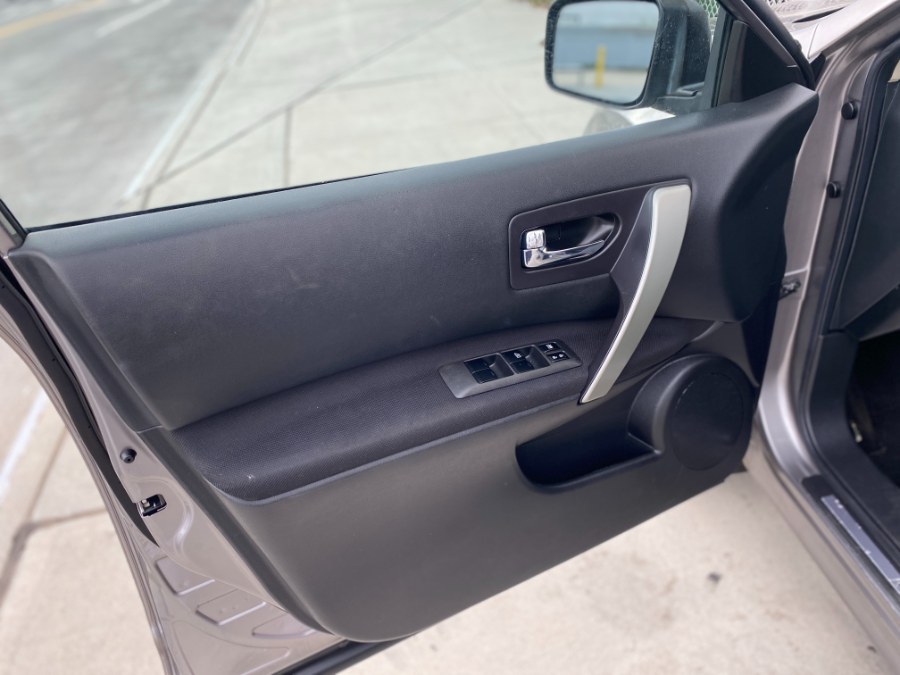 2010 Nissan Rogue AWD 4dr S, available for sale in Middle Village, New York | Middle Village Motors . Middle Village, New York 2010 Nissan Rogue AWD 4dr S, available for sale in Middle Village, New York | Middle Village Motors . Middle Village, New York