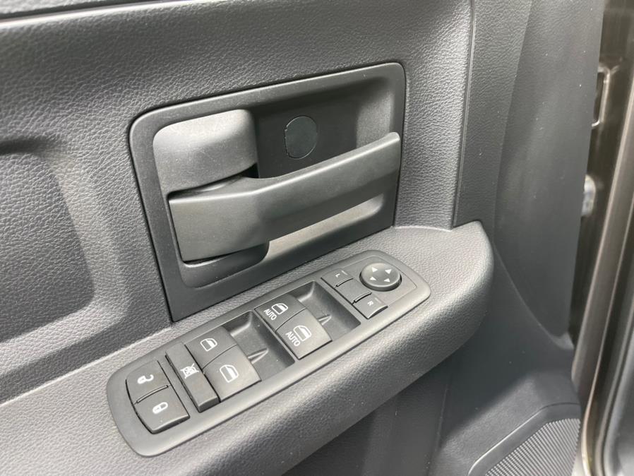 Used Ram 3500 4WD Crew Cab 169" Tradesman 2016 | Mike And Tony Auto Sales, Inc. South Windsor, Connecticut Used Ram 3500 4WD Crew Cab 169" Tradesman 2016 | Mike And Tony Auto Sales, Inc. South Windsor, Connecticut