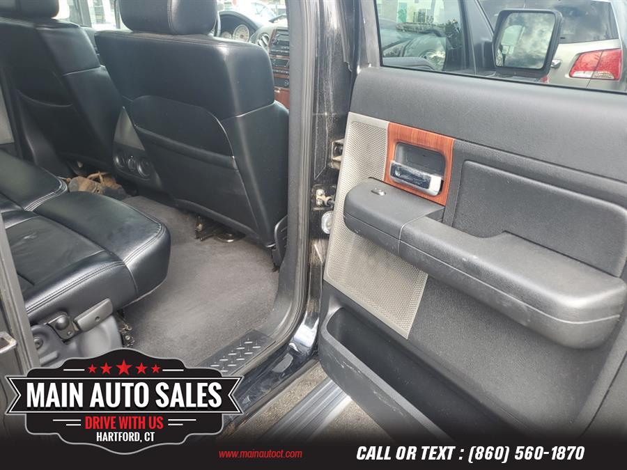 Used Ford F-150 SuperCrew 139" Lariat 4WD 2005 | Main Auto Sales LLC. Hartford, Connecticut Used Ford F-150 SuperCrew 139" Lariat 4WD 2005 | Main Auto Sales LLC. Hartford, Connecticut