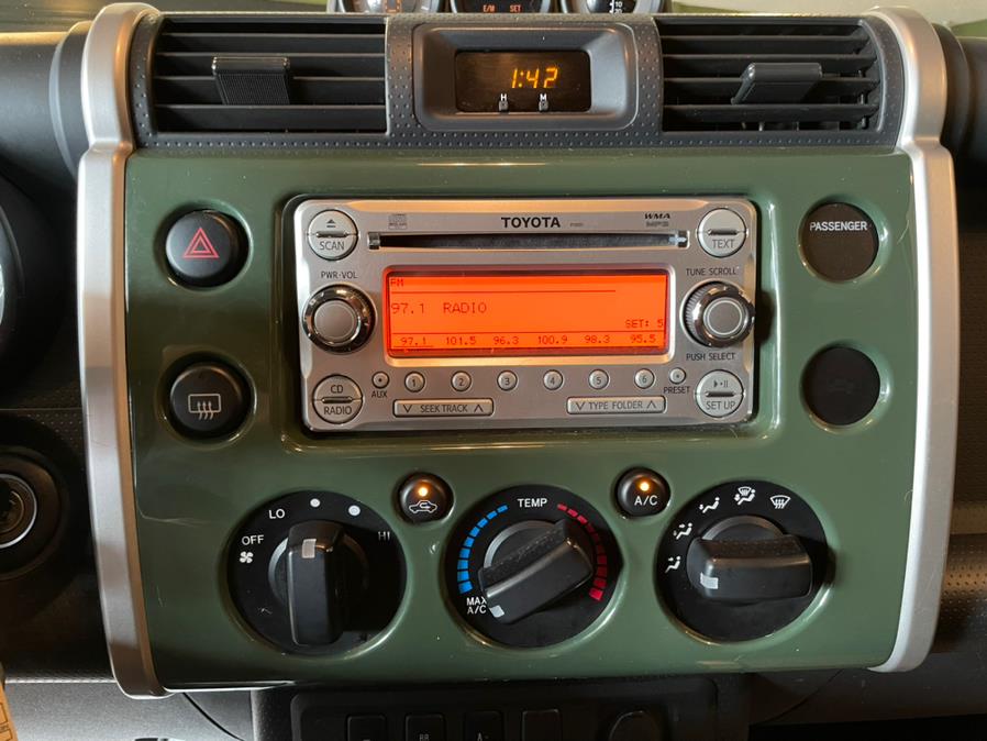 2012 Toyota FJ Cruiser 4WD 4dr Auto (Natl), available for sale in West Hartford, Connecticut | AutoMax. West Hartford, Connecticut 2012 Toyota FJ Cruiser 4WD 4dr Auto (Natl), available for sale in West Hartford, Connecticut | AutoMax. West Hartford, Connecticut