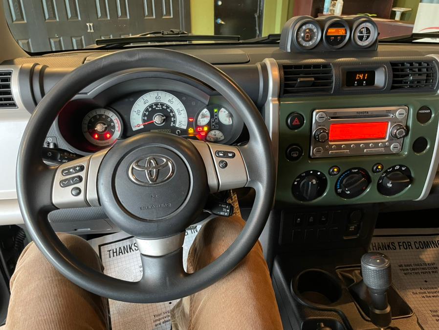 2012 Toyota FJ Cruiser 4WD 4dr Auto (Natl), available for sale in West Hartford, Connecticut | AutoMax. West Hartford, Connecticut 2012 Toyota FJ Cruiser 4WD 4dr Auto (Natl), available for sale in West Hartford, Connecticut | AutoMax. West Hartford, Connecticut
