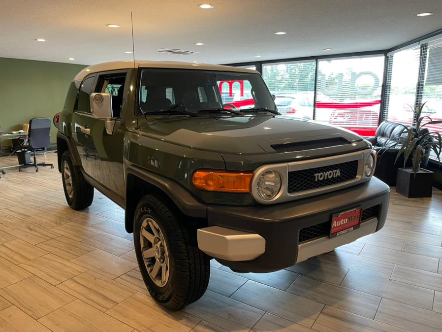 2012 Toyota FJ Cruiser 4WD 4dr Auto (Natl), available for sale in West Hartford, Connecticut | AutoMax. West Hartford, Connecticut 2012 Toyota FJ Cruiser 4WD 4dr Auto (Natl), available for sale in West Hartford, Connecticut | AutoMax. West Hartford, Connecticut