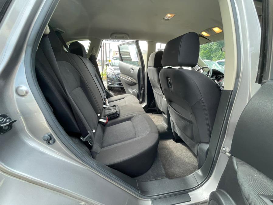 Used Nissan Rogue AWD 4dr S 2013 | Auto Match LLC. Waterbury, Connecticut Used Nissan Rogue AWD 4dr S 2013 | Auto Match LLC. Waterbury, Connecticut