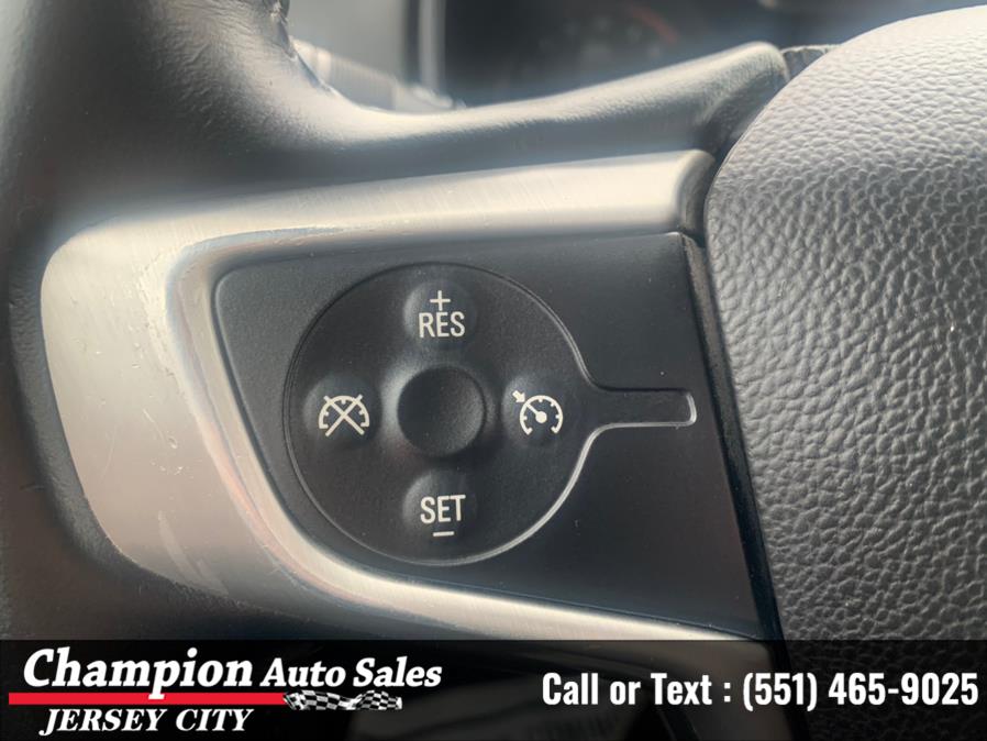 Used GMC Canyon 4WD Crew Cab 128.3" SLT 2015 | Champion Auto Sales of JC. Jersey City, New Jersey Used GMC Canyon 4WD Crew Cab 128.3" SLT 2015 | Champion Auto Sales of JC. Jersey City, New Jersey