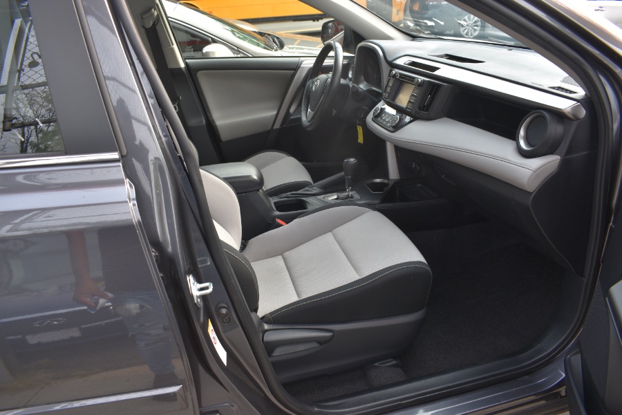 Used Toyota RAV4 XLE AWD (Natl) 2017 | Hillside Auto Mall Inc.. Jamaica, New York Used Toyota RAV4 XLE AWD (Natl) 2017 | Hillside Auto Mall Inc.. Jamaica, New York