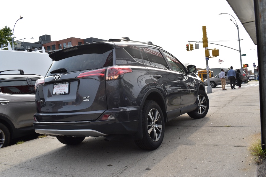 Used Toyota RAV4 XLE AWD (Natl) 2017 | Hillside Auto Mall Inc.. Jamaica, New York Used Toyota RAV4 XLE AWD (Natl) 2017 | Hillside Auto Mall Inc.. Jamaica, New York